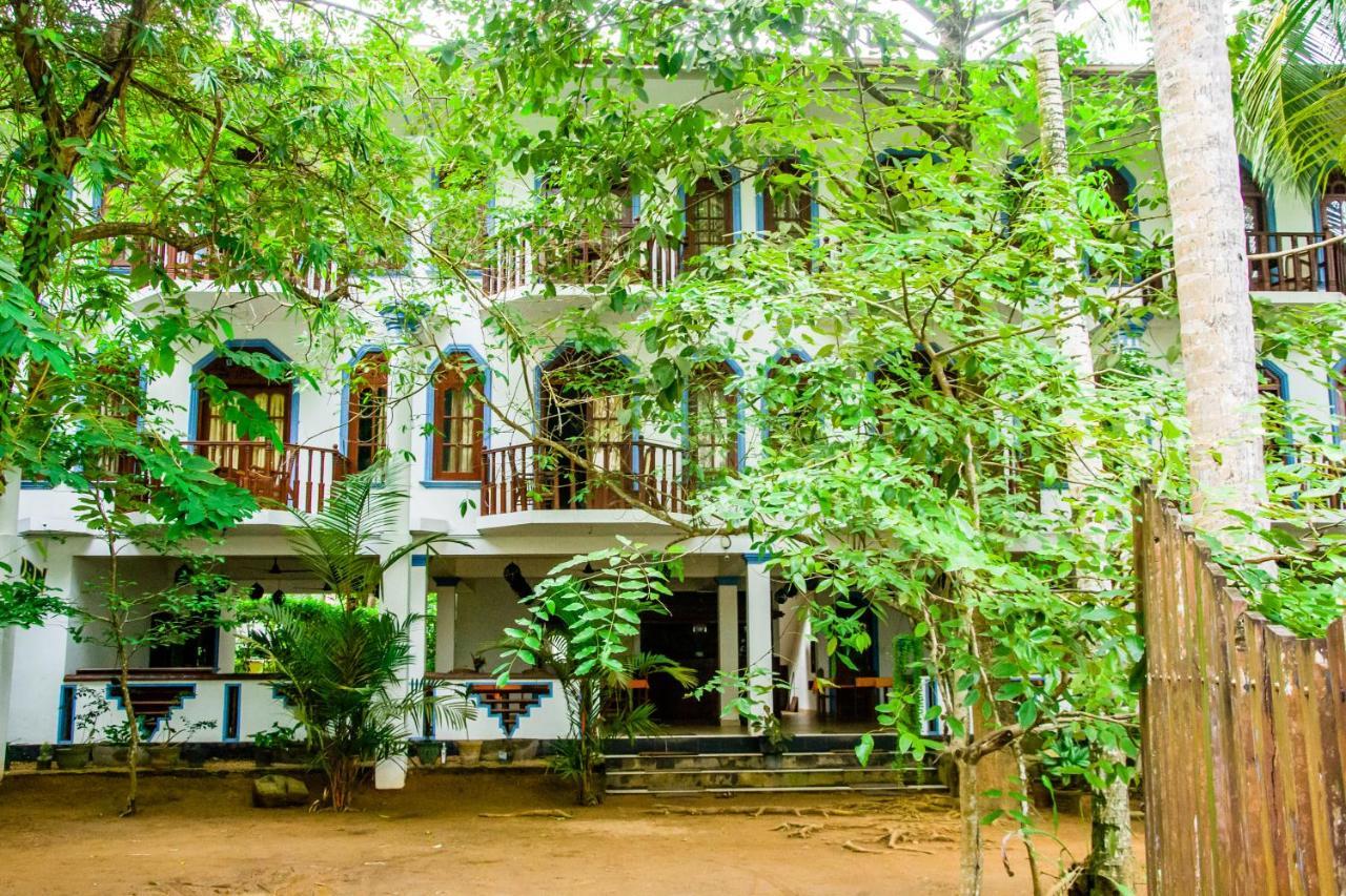 No Name Rest Hotel Unawatuna Exterior photo