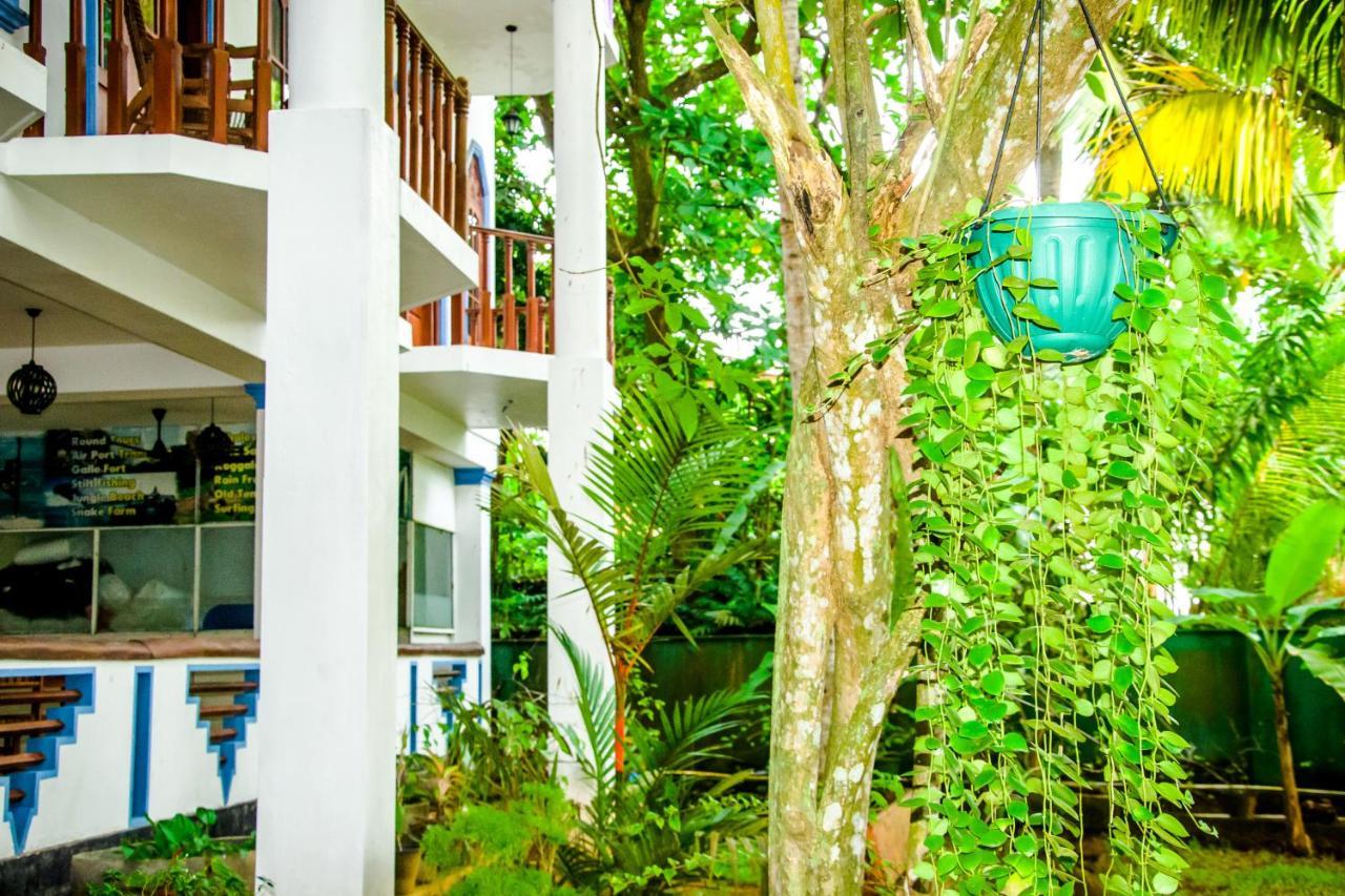 No Name Rest Hotel Unawatuna Exterior photo