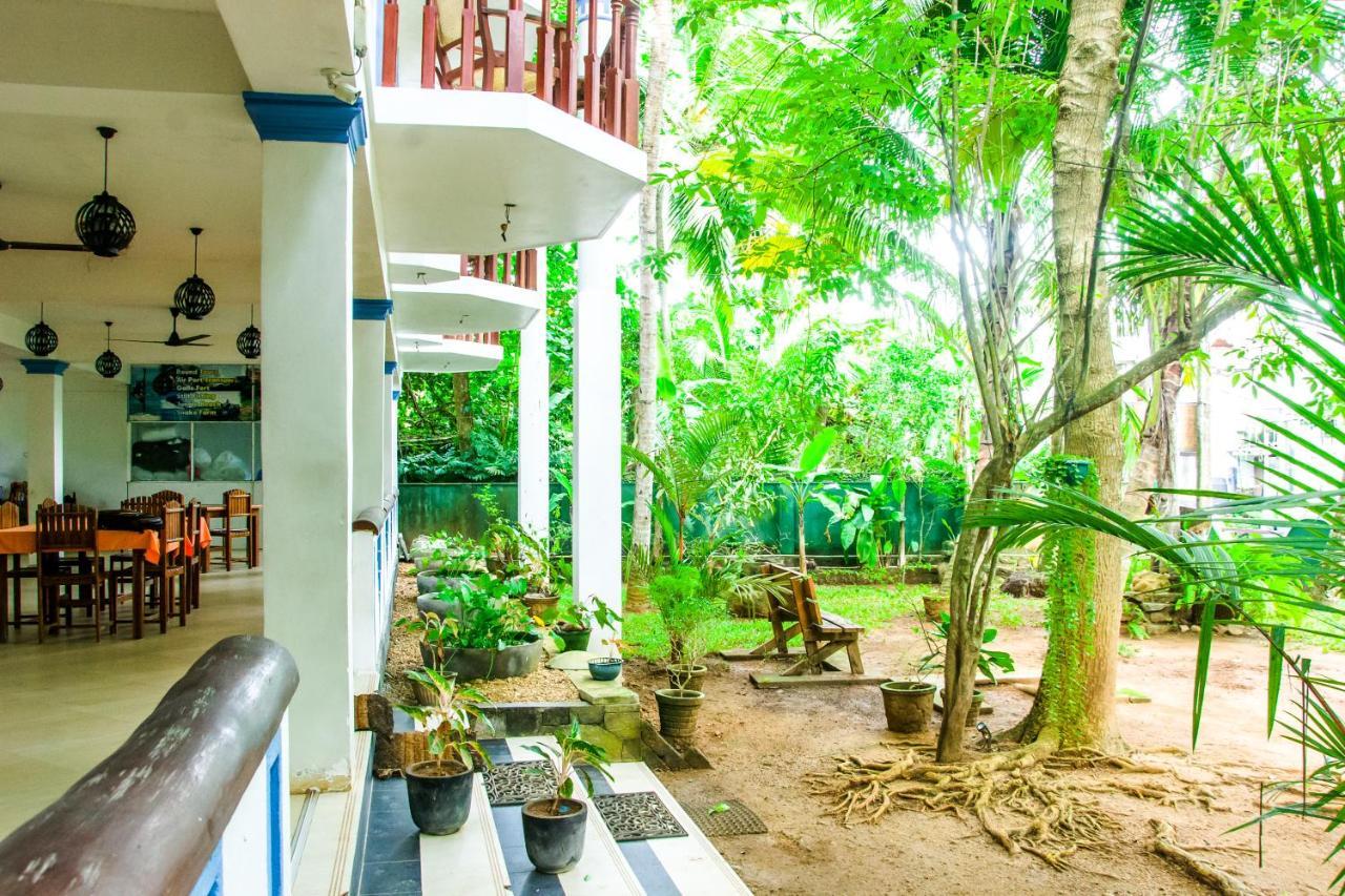 No Name Rest Hotel Unawatuna Exterior photo